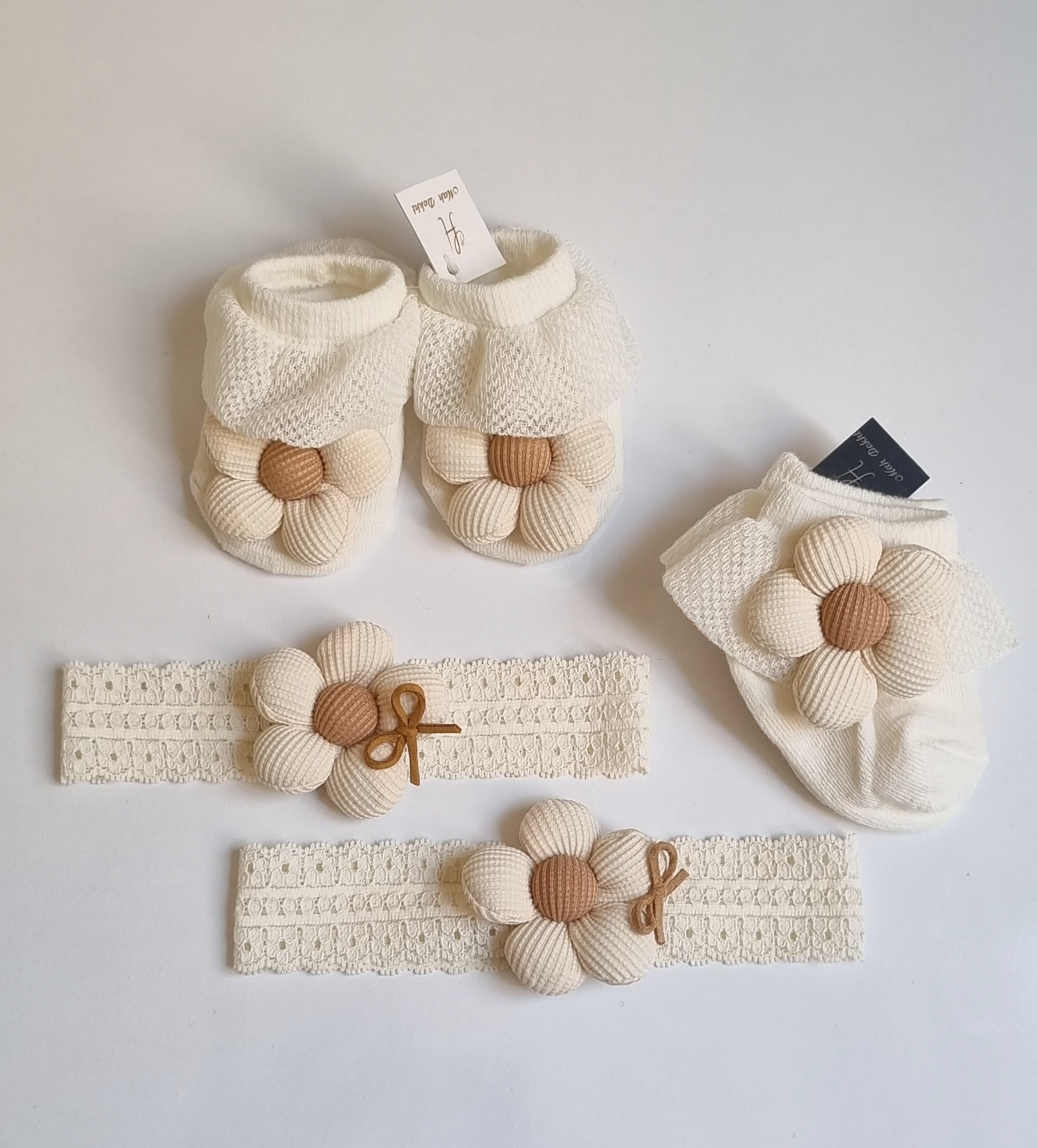 ست هدبند و جوراب کودک